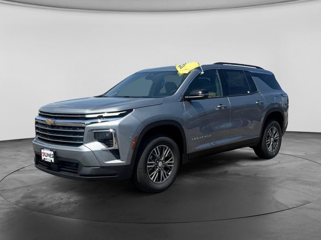 New 2026 Chevrolet Traverse LT SUV
