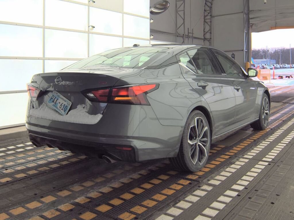 Used 2024 Nissan Altima 2.5 SR