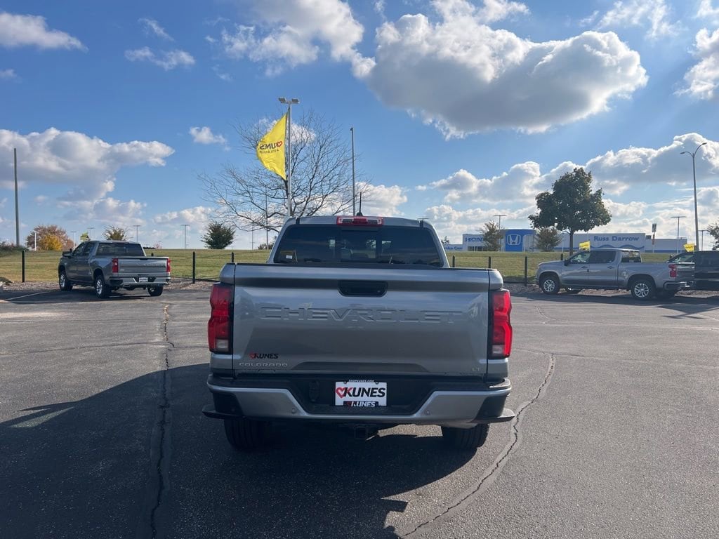 Used 2024 Chevrolet Colorado LT Truck