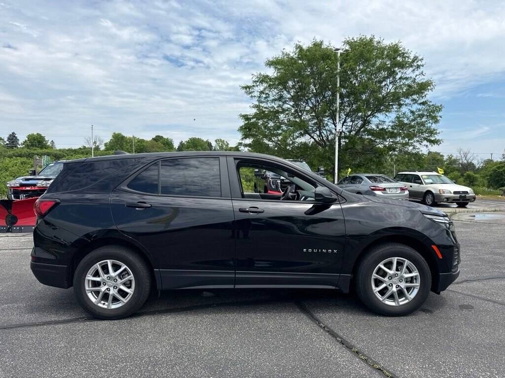 Used 2024 Chevrolet Equinox LS SUV