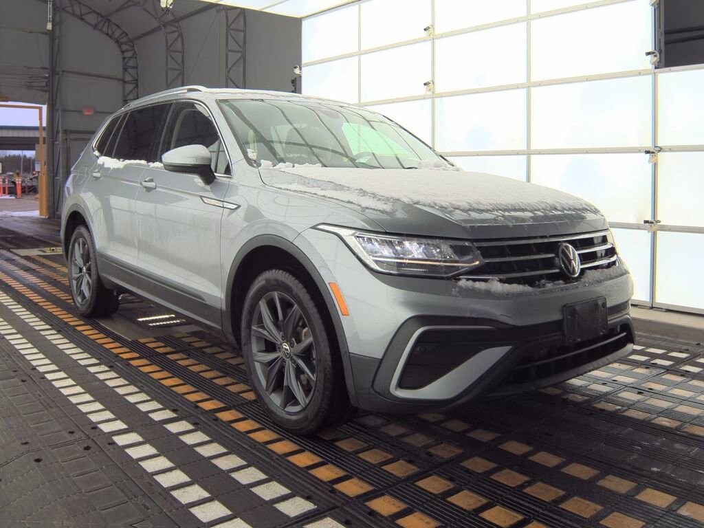 Used 2023 Volkswagen Tiguan SE