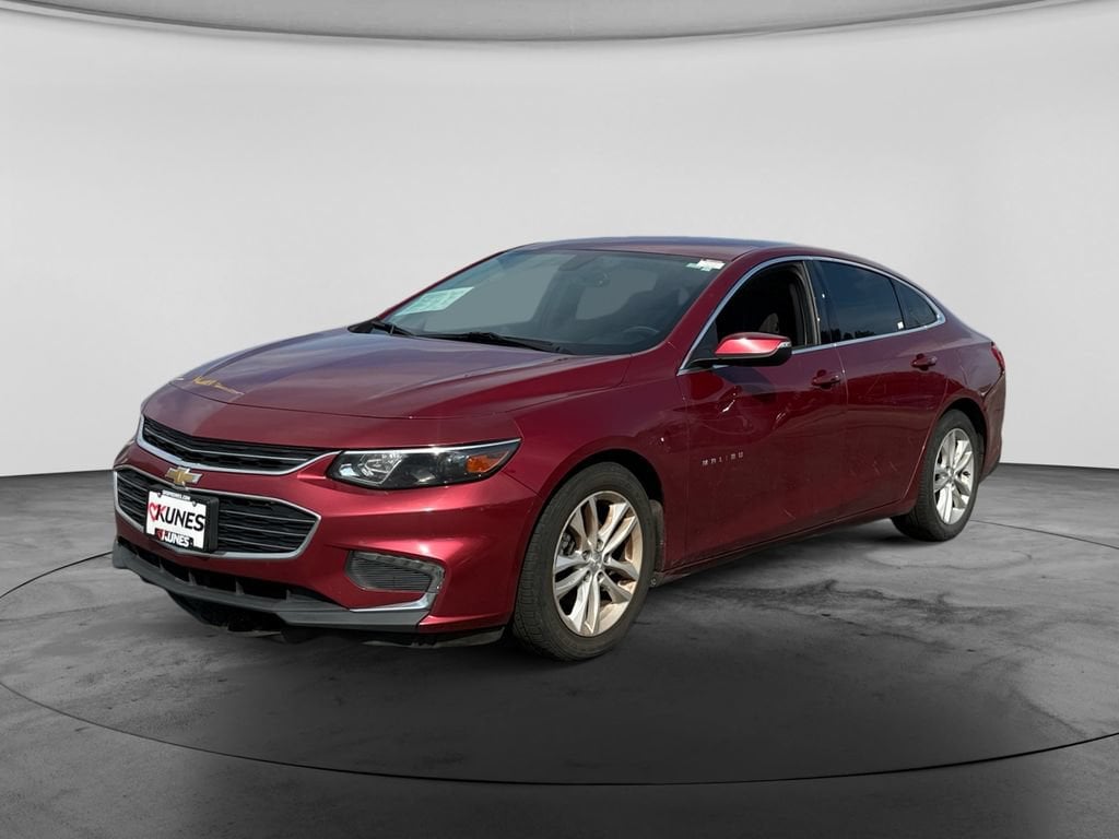 Used 2017 Chevrolet Malibu LT Car