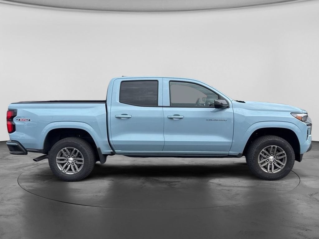 New 2025 Chevrolet Colorado WT/LT Truck