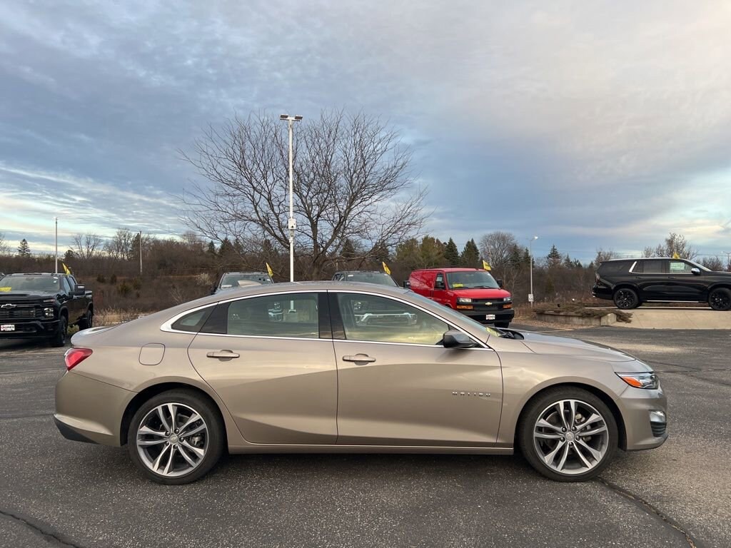 Used 2024 Chevrolet Malibu 2LT Car