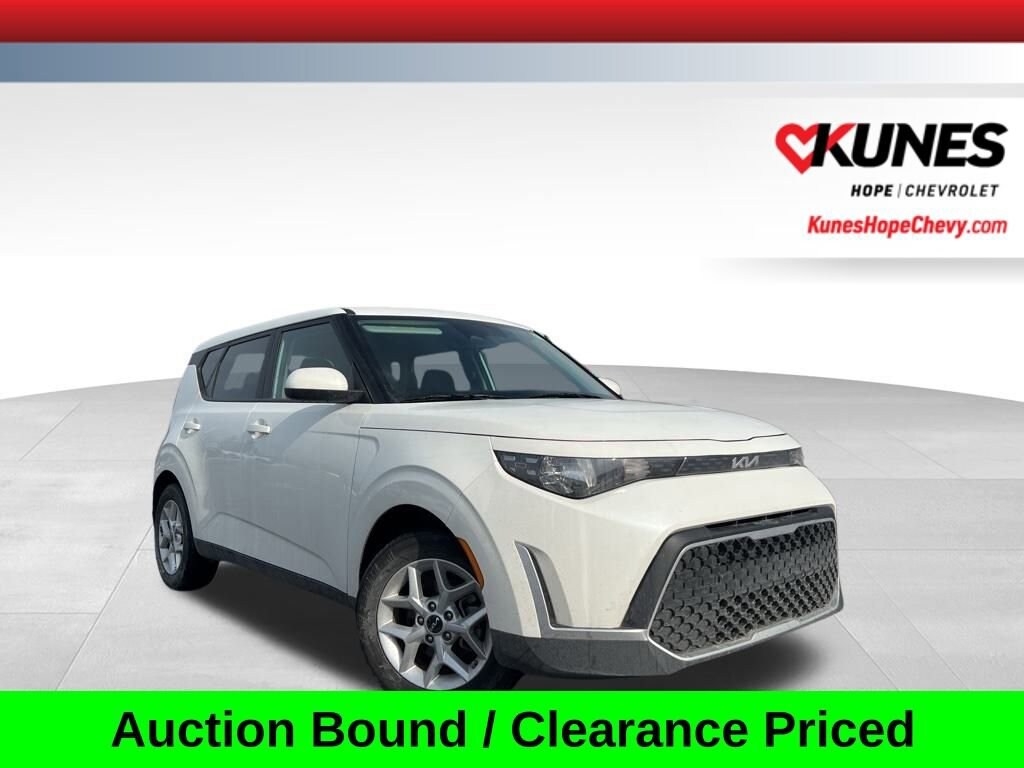 Used 2025 Kia Soul LX