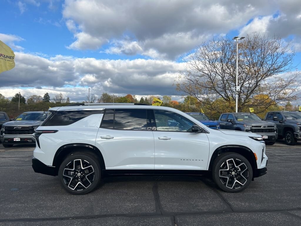 New 2026 Chevrolet Traverse High Country SUV