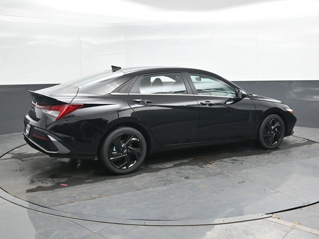 New 2026 Hyundai Elantra SEL Sport Premium Sedan