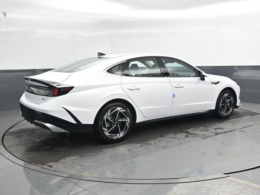 New 2026 Hyundai Sonata SEL Sport Sedan
