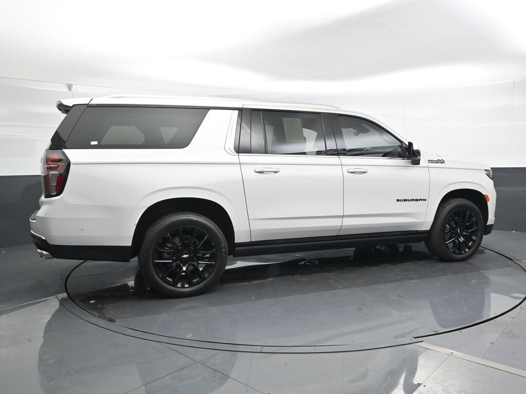 Used 2024 Chevrolet Suburban High Country SUV