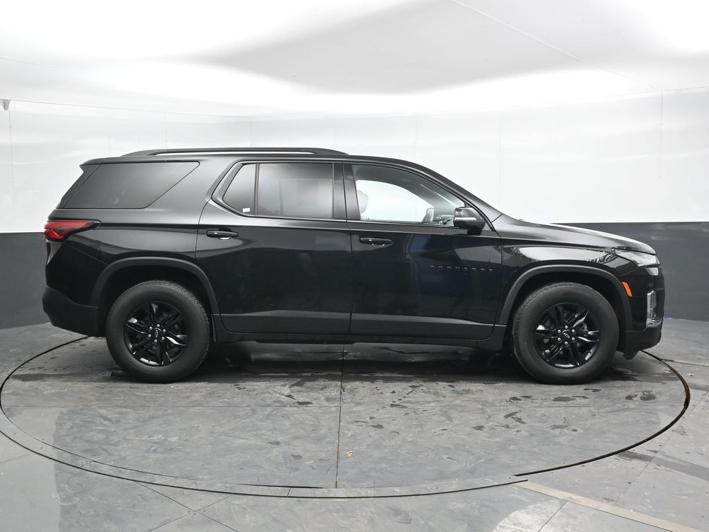 Used 2022 Chevrolet Traverse LT Cloth w/1LT SUV