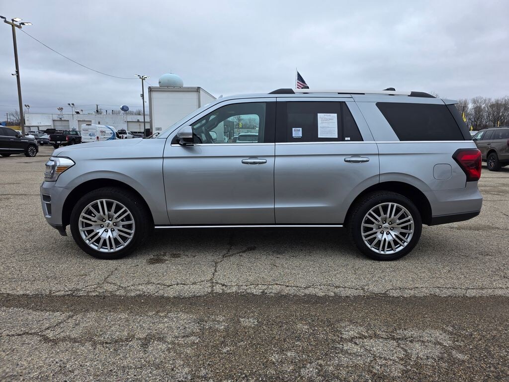 Used 2024 Ford Expedition Limited SUV