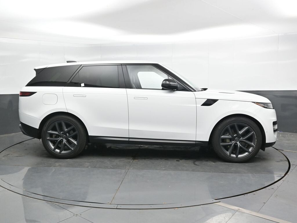 Used 2024 Land Rover Range Rover Sport SE SUV