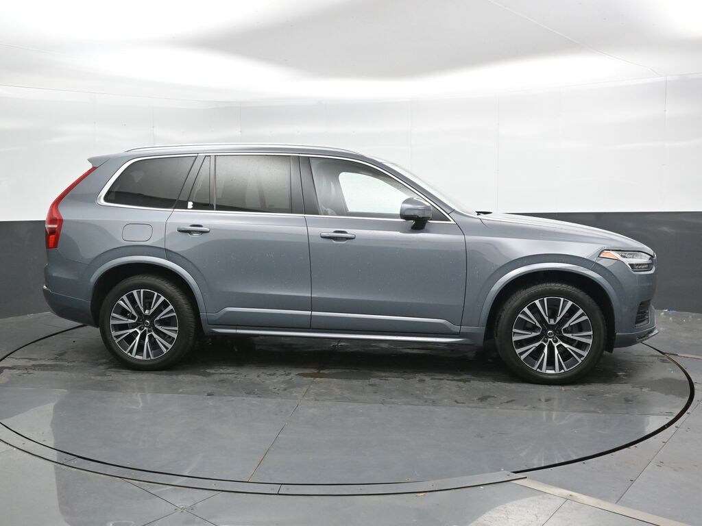Used 2022 Volvo XC90 T6 AWD Momentum 7 Seater SUV
