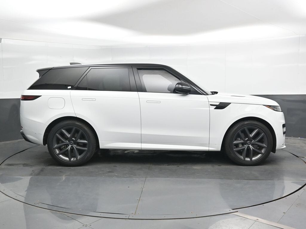 Used 2025 Land Rover Range Rover Sport P400 Dynamic SE SUV
