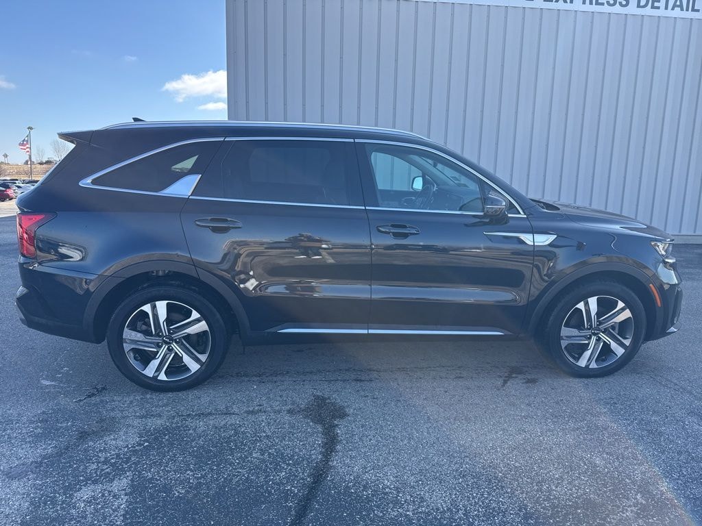 Used 2023 Kia Sorento Hybrid EX SUV