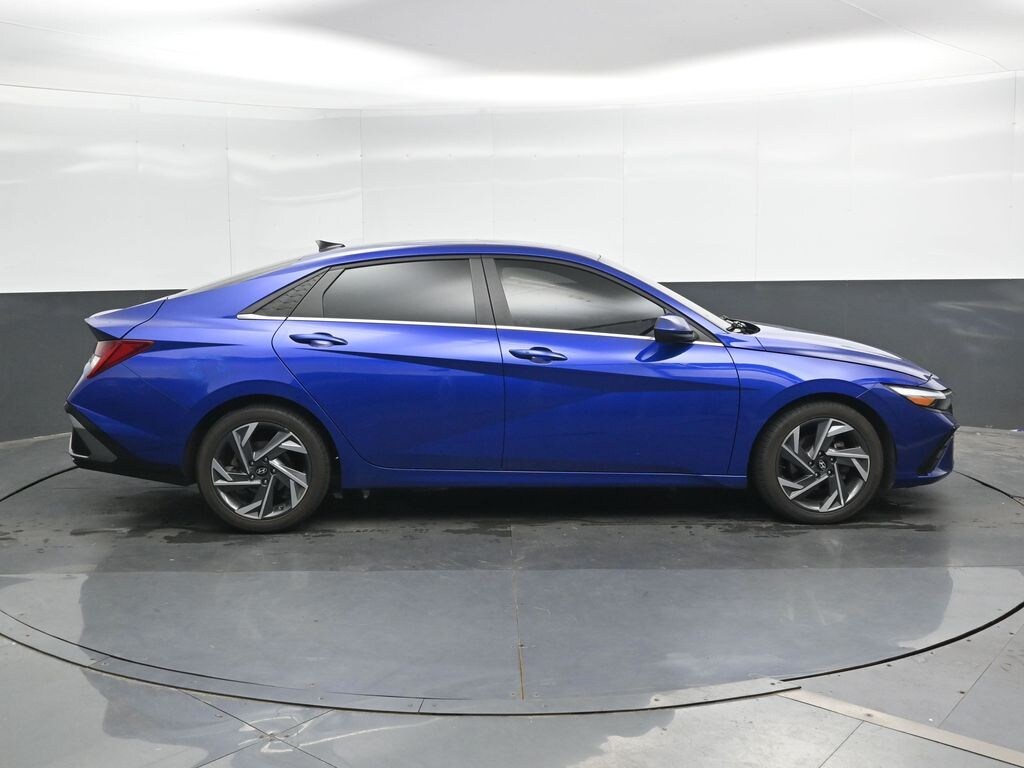 Used 2024 Hyundai Elantra SEL Sedan