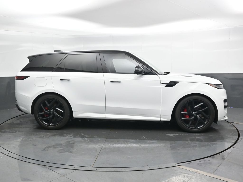 Used 2024 Land Rover Range Rover Sport Dynamic SE SUV