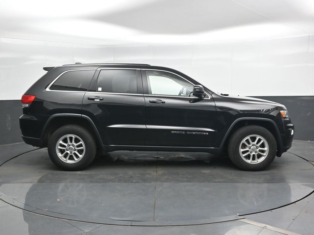 Used 2018 Jeep Grand Cherokee Laredo 4x4 SUV