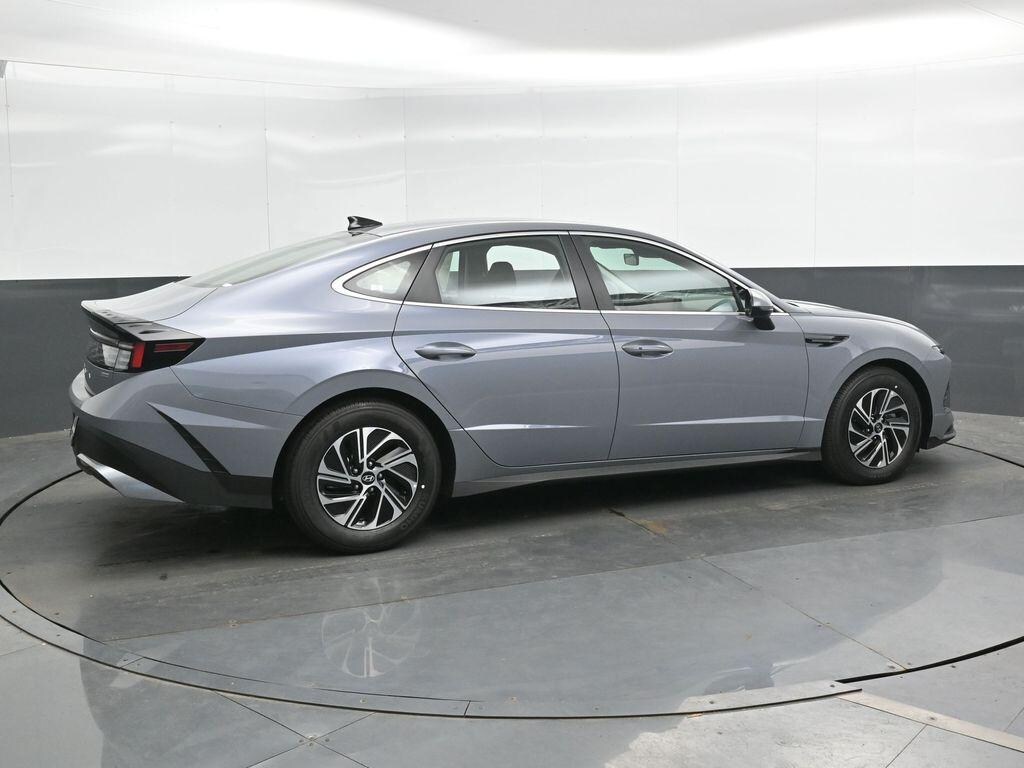 New 2026 Hyundai Sonata Hybrid Blue Sedan