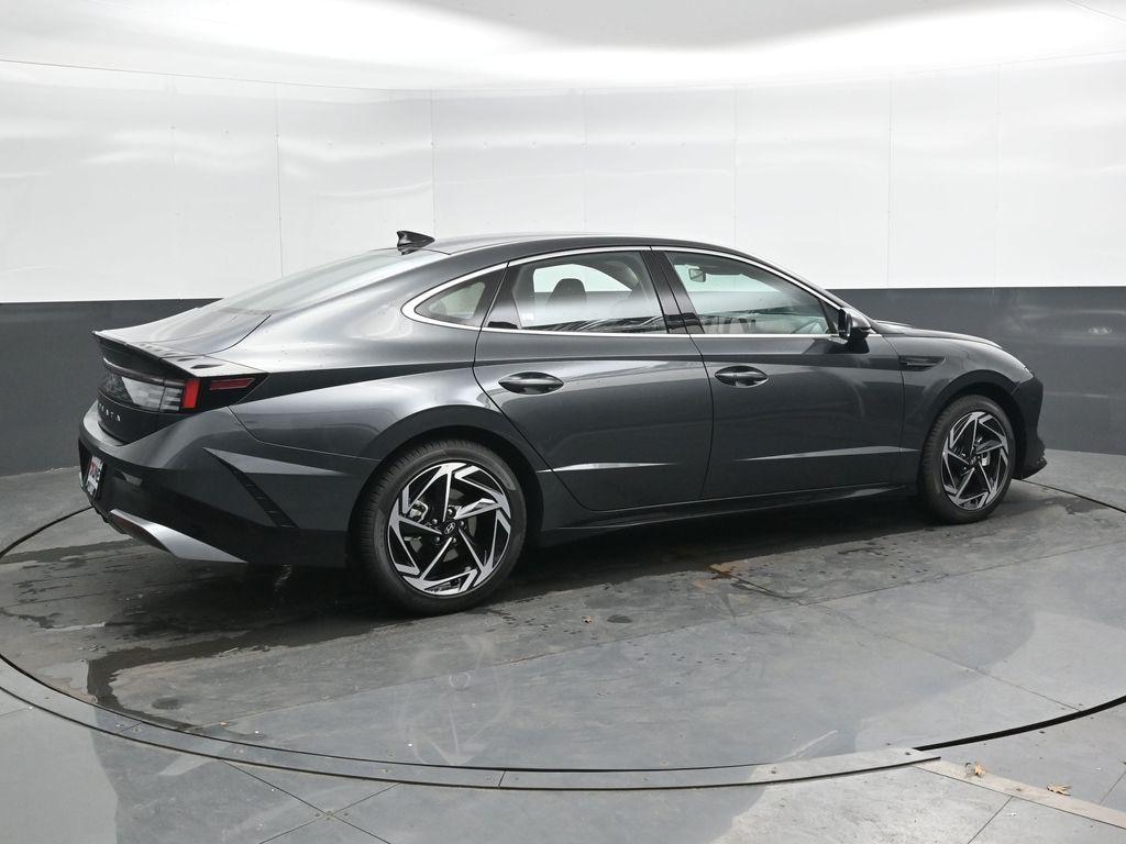 New 2026 Hyundai Sonata SEL Sport Sedan