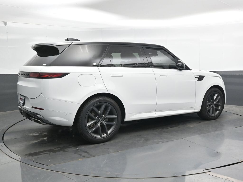Used 2025 Land Rover Range Rover Sport P400 Dynamic SE SUV