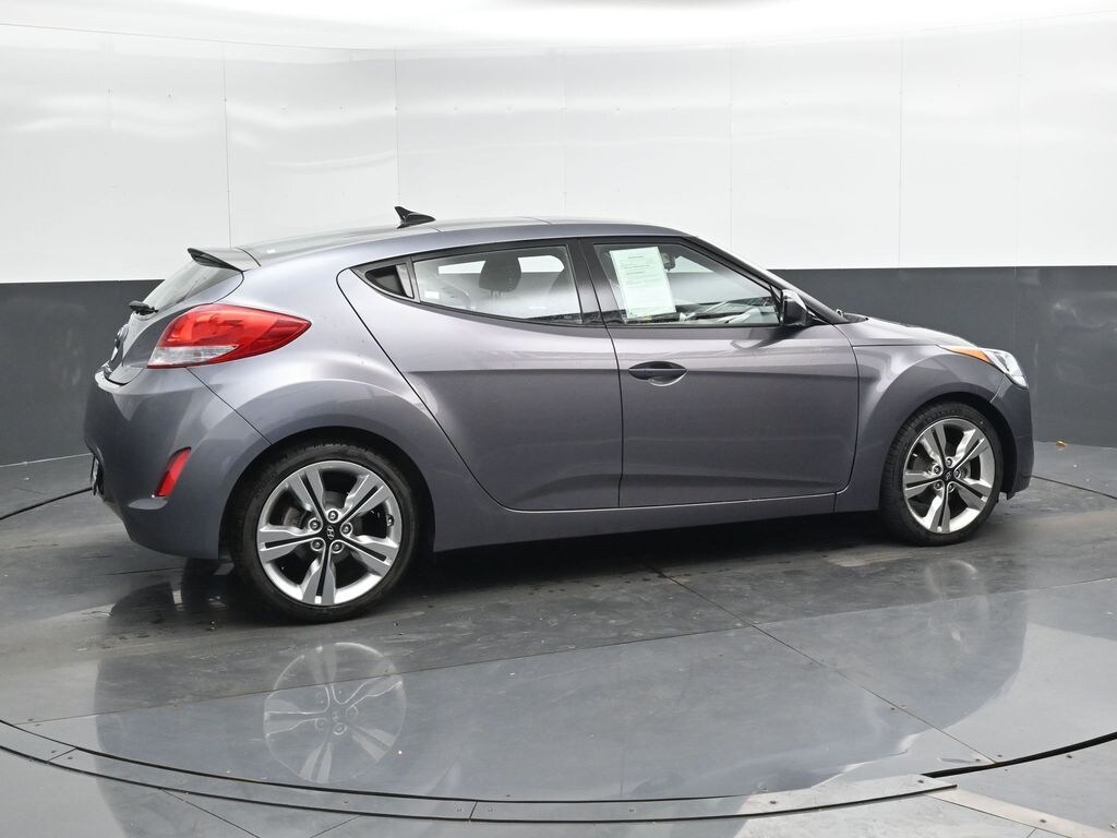 Used 2017 Hyundai Veloster Value Edition Hatchback