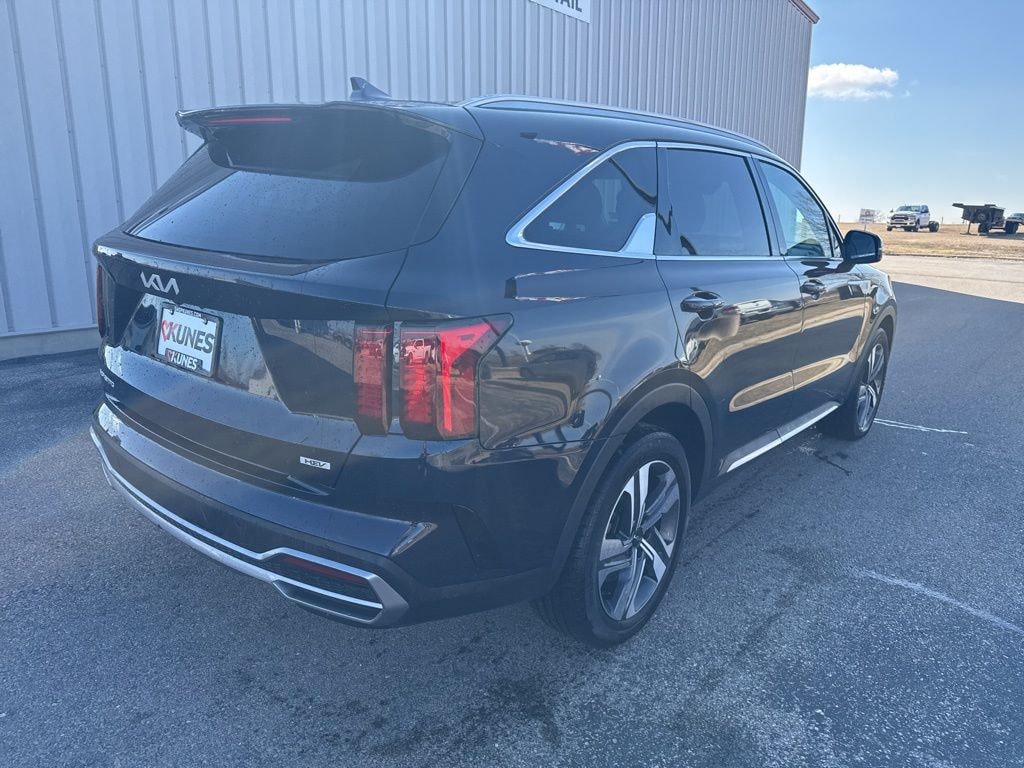 Used 2023 Kia Sorento Hybrid EX SUV