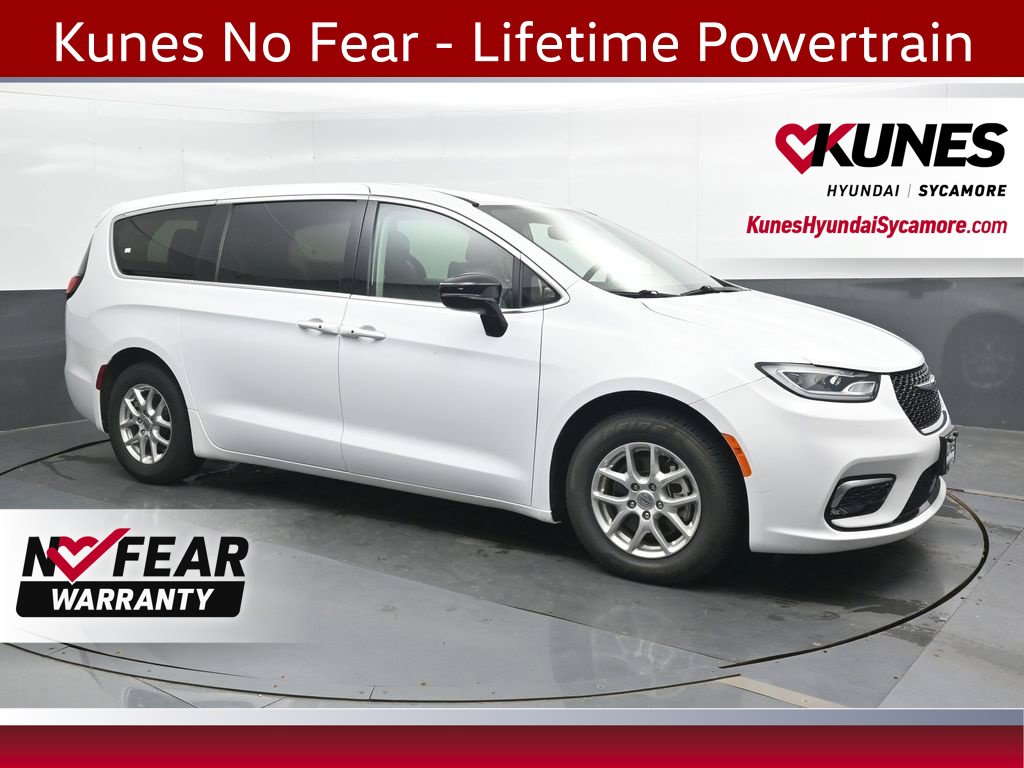 2024 Chrysler Pacifica
