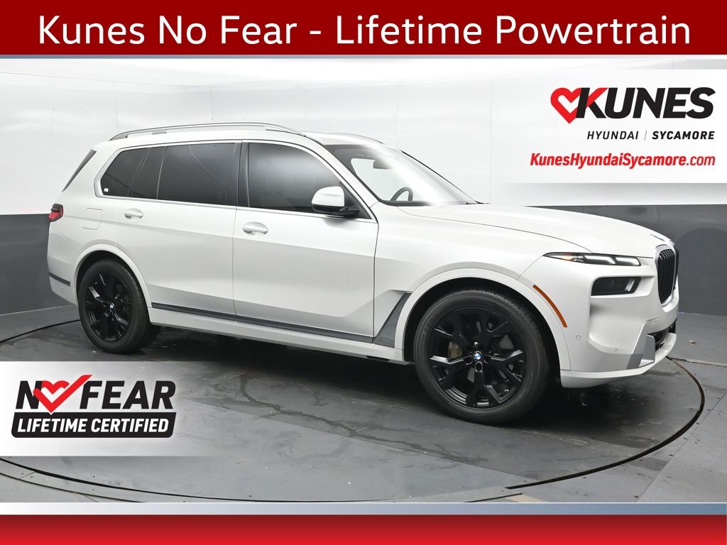 2023 BMW X7