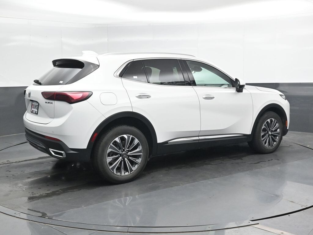 Used 2024 Buick Envision Preferred SUV