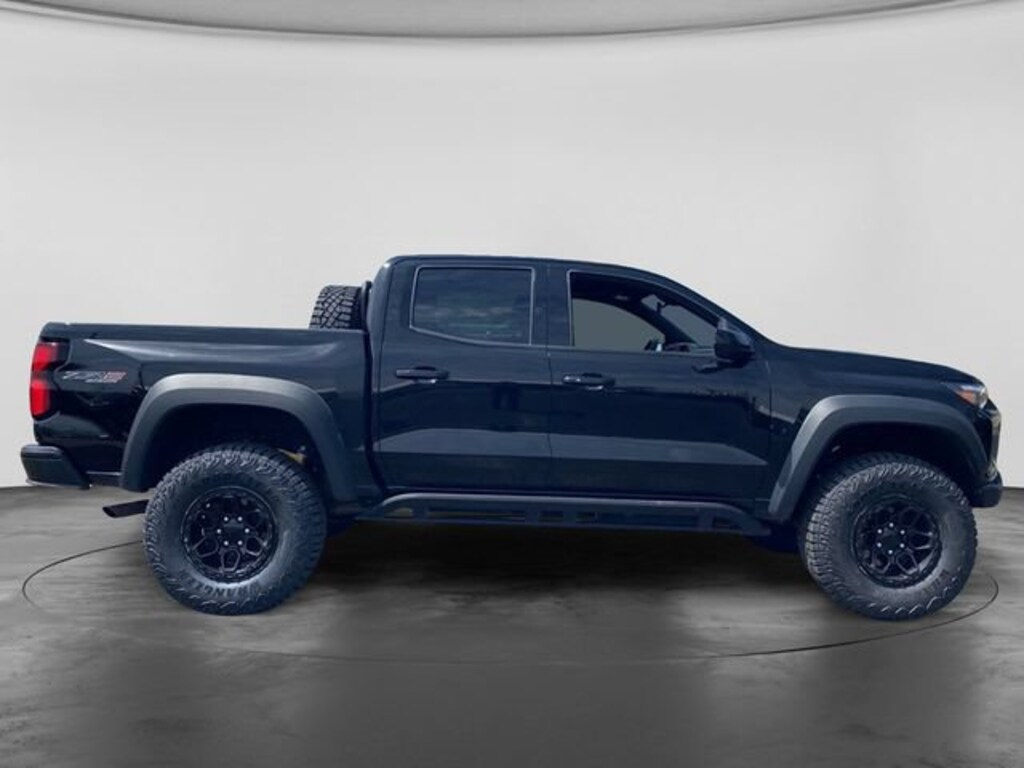 Used 2024 Chevrolet Colorado ZR2 Truck
