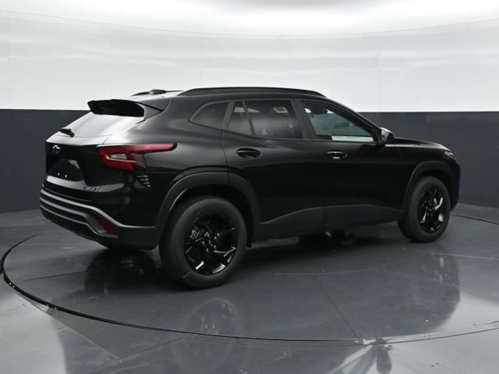 New 2026 Chevrolet Trax LT SUV