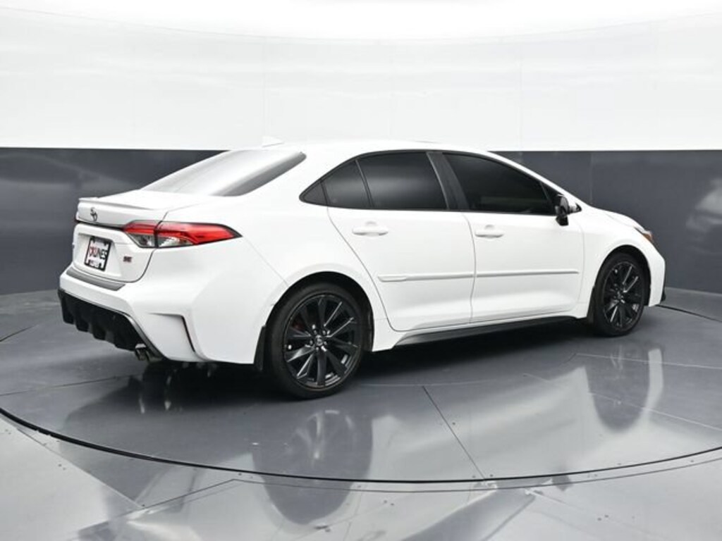 Used 2024 Toyota Corolla SE