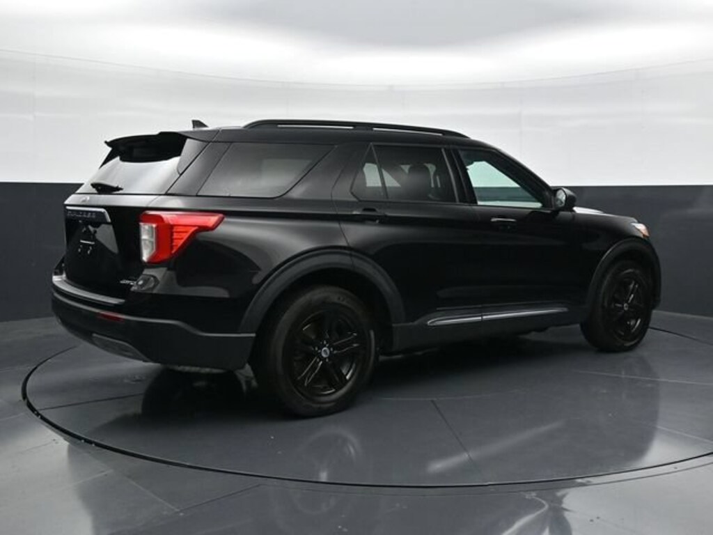 Used 2023 Ford Explorer XLT