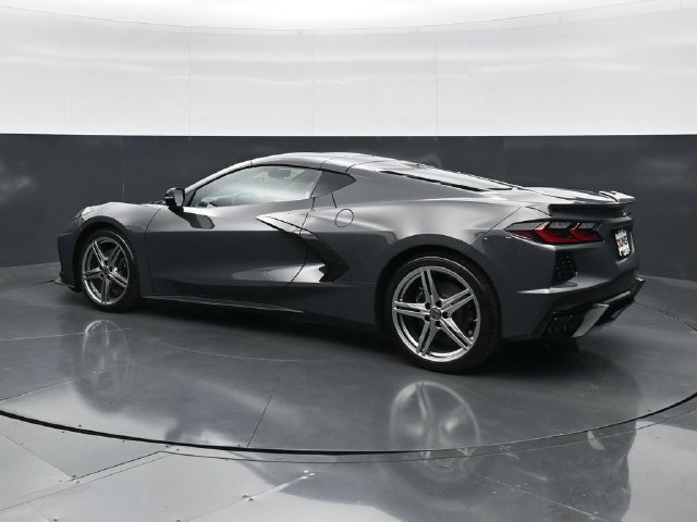 2027 Chevrolet Corvette 1LT - Photo 9