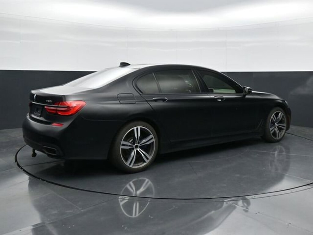 Used 2018 BMW 7 Series 750i