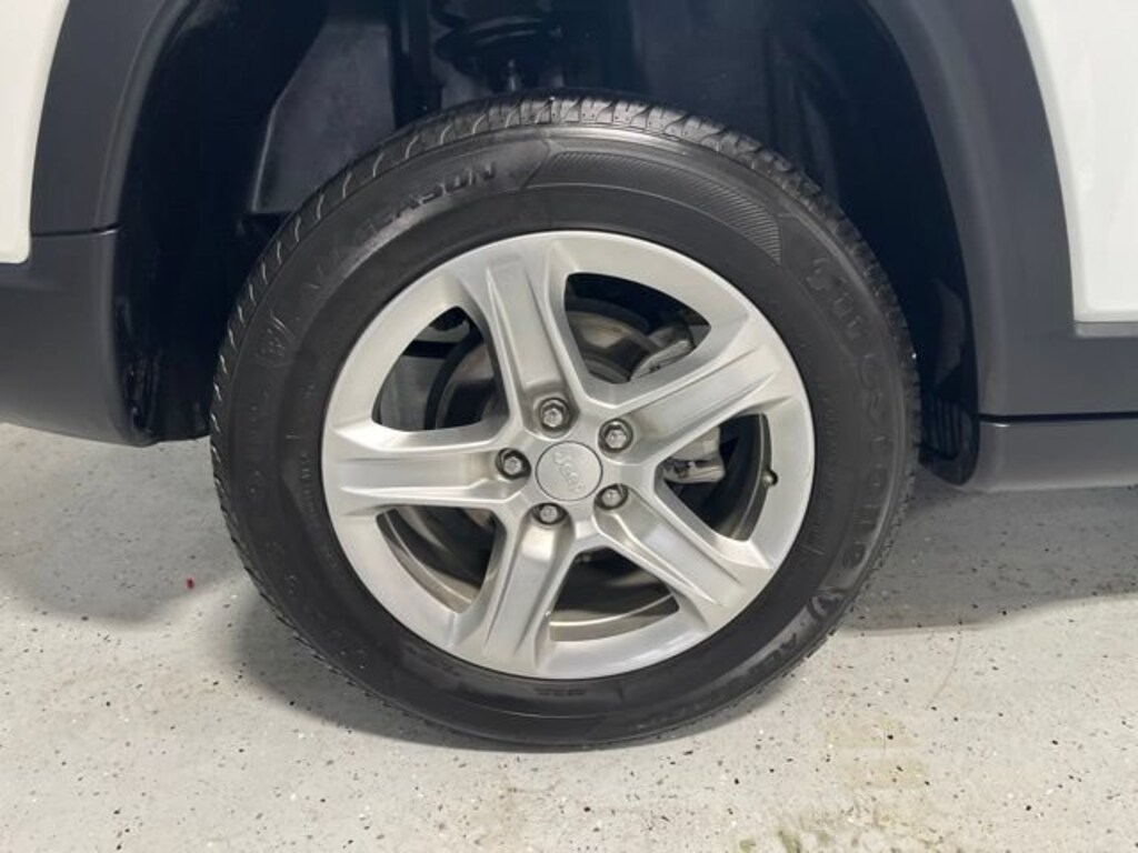 Used 2024 Jeep Compass Latitude