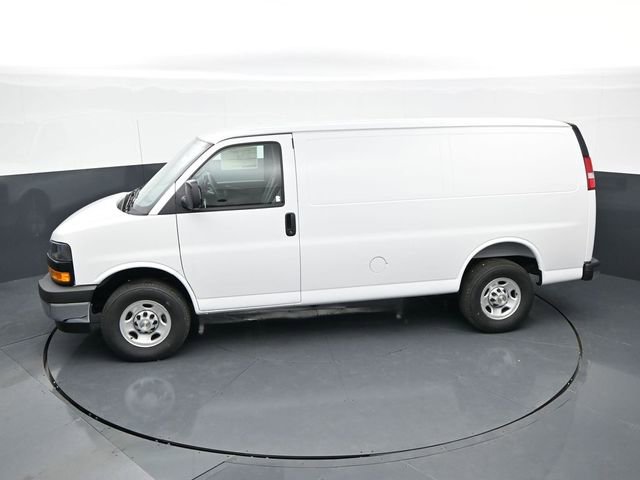2026 Chevrolet Express Cargo Work Van - Photo 27