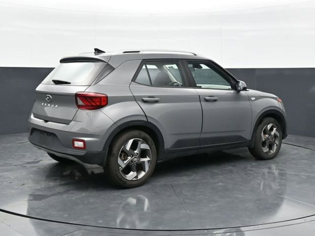 Used 2020 Hyundai Venue SEL