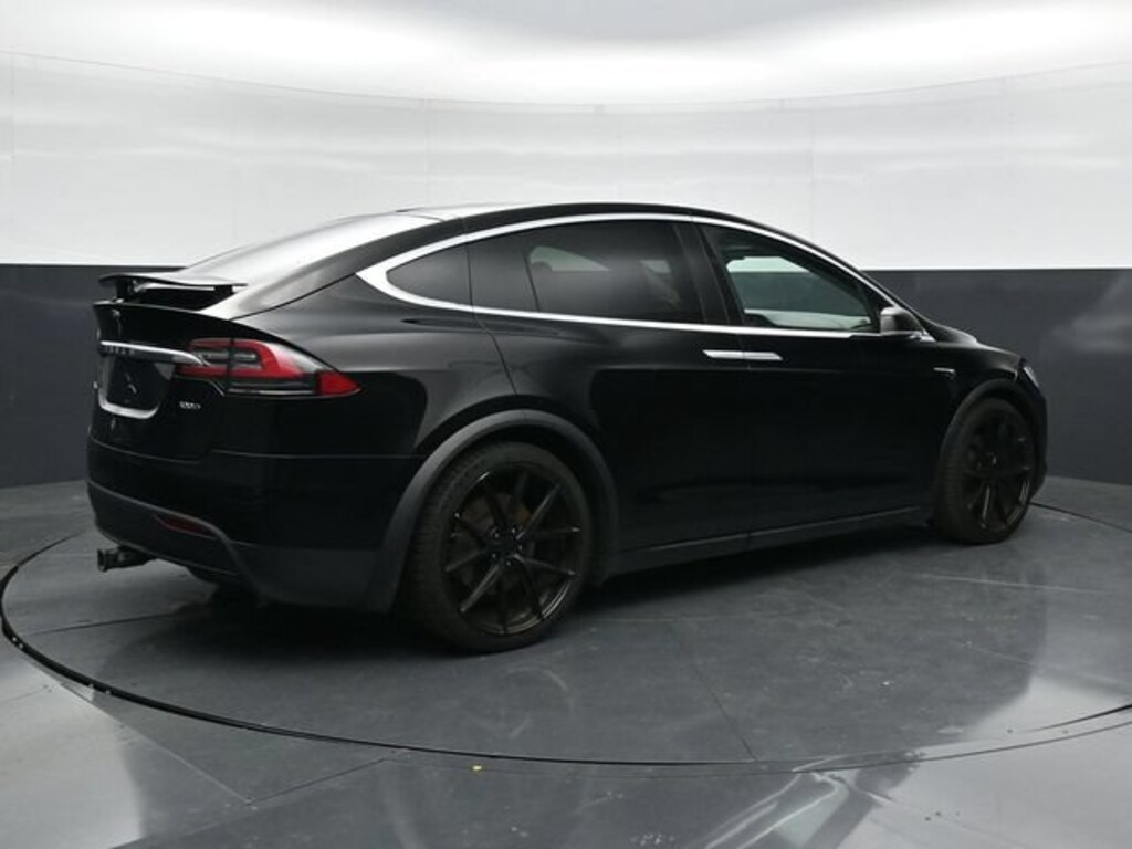 Used 2018 Tesla Model X 75D