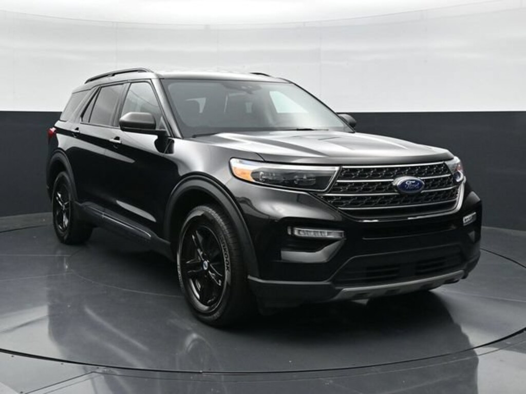 Used 2023 Ford Explorer XLT