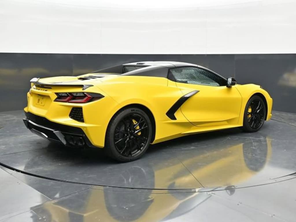 New 2026 Chevrolet Corvette Stingray 2LT Convertible