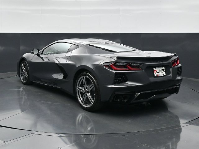 2027 Chevrolet Corvette 1LT - Photo 11