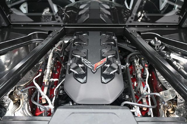 2027 Chevrolet Corvette 1LT - Photo 15