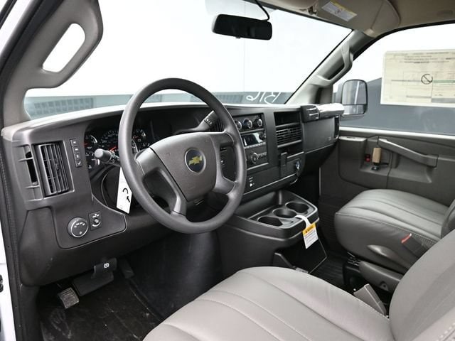 2026 Chevrolet Express Cargo Work Van - Photo 12