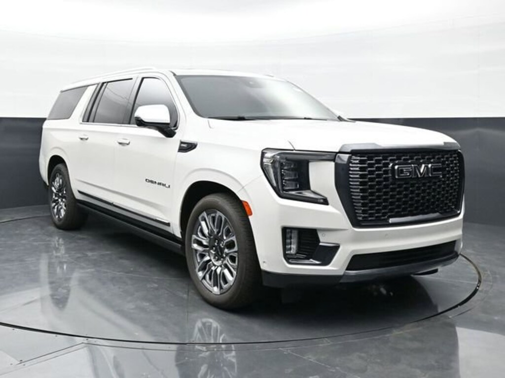 Used 2023 GMC Yukon XL Denali Ultimate SUV