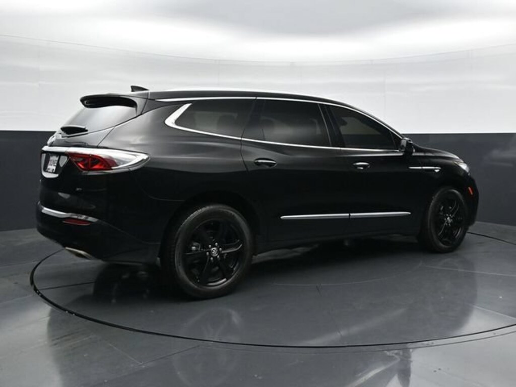 Used 2024 Buick Enclave Essence SUV