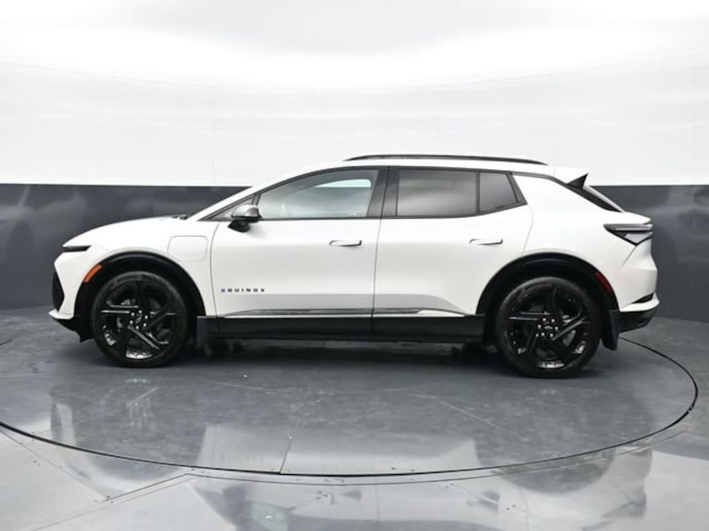Used 2024 Chevrolet Equinox EV 3RS SUV