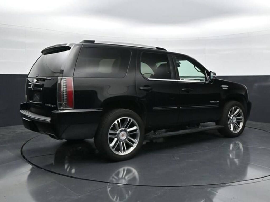 Used 2012 CADILLAC Escalade Premium SUV
