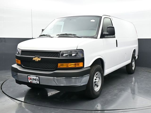 2026 Chevrolet Express Cargo Work Van - Photo 7